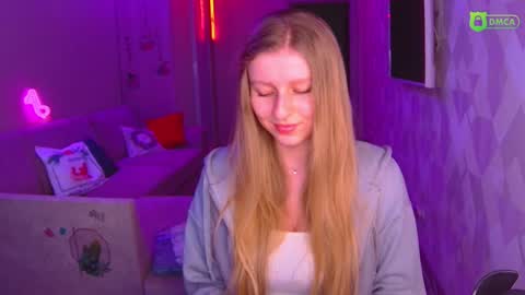 Snapshot of amaliaqueen999 chatting on January 12, 1:27 pm Amalia online show from January 12, 1:27 pm