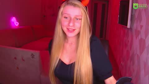 Snapshot of amaliaqueen999 chatting on October 30, 3:12 pm Amalia online show from October 30, 3:12 pm