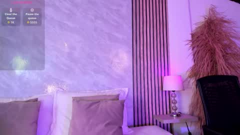 Luisa online show from September 14, 2:14 am