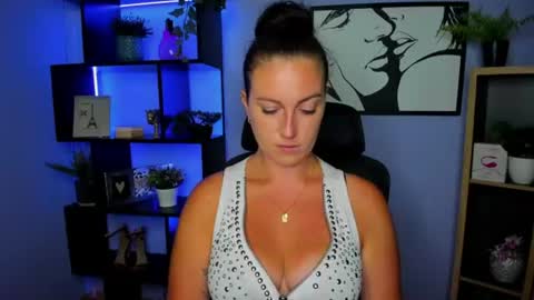 Amanda online show from July 13, 1:15 pm