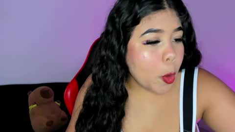 Amanda Moore online show from December 5, 10:36 am