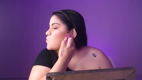 AmandaLynn online show from November 8, 11:30 pm