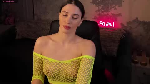 Snapshot of amandastrongj chatting on February 12, 1:09 am Amanda online show from February 12, 1:09 am