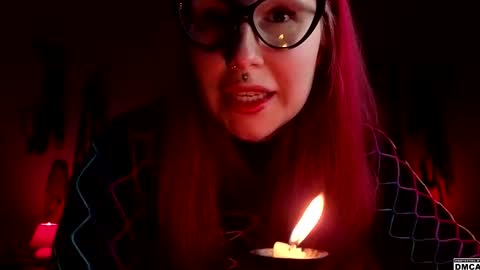 Snapshot of amanita__pantherina chatting on September 22, 12:20 pm Goddess Amanita online show from September 22, 12:20 pm