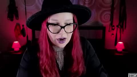 Snapshot of amanita__pantherina chatting on February 6, 10:04 am Goddess Amanita online show from February 6, 10:04 am