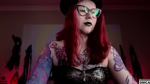 Snapshot of amanita__pantherina chatting on February 28, 11:36 am Goddess Amanita online show from February 28, 11:36 am