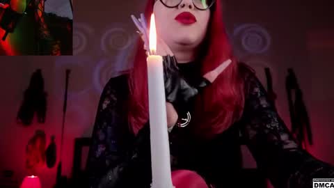 Snapshot of amanita__pantherina chatting on January 28, 11:38 am Goddess Amanita online show from January 28, 11:38 am