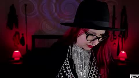 Snapshot of amanita__pantherina chatting on January 31, 8:01 am Goddess Amanita online show from January 31, 8:01 am