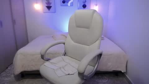 Amarantha online show from March 8, 2:08 pm