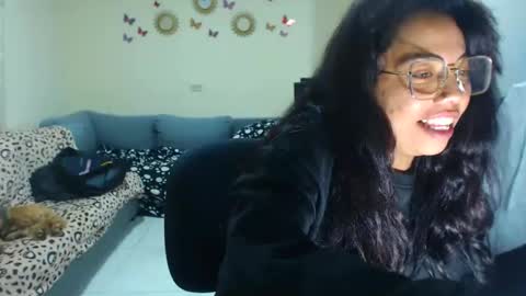 Amara Julia online show from December 22, 3:57 am