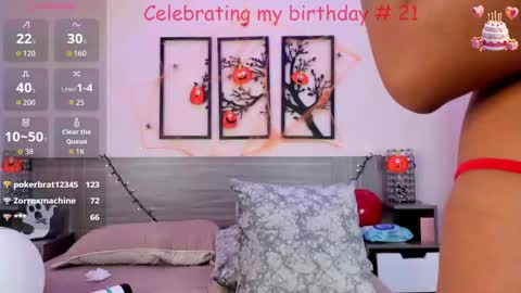 Snapshot of amaravelez chatting on October 4, 6:17 pm Amara online show from October 4, 6:17 pm
