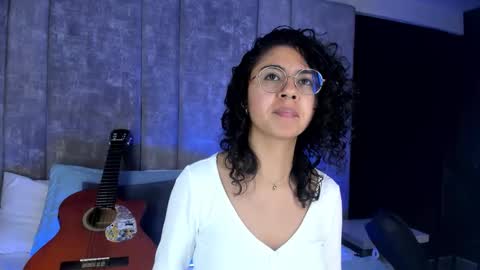 Emily online show from February 24, 1:36 pm