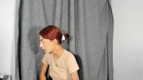 zoe  jack and patraick online show from February 6, 6:10 pm