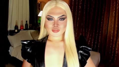 Snapshot of amazingfatcock_ts chatting on February 1, 12:15 pm MISS JAZMINE QUEEN OF HELLFIRE online show from February 1, 12:15 pm