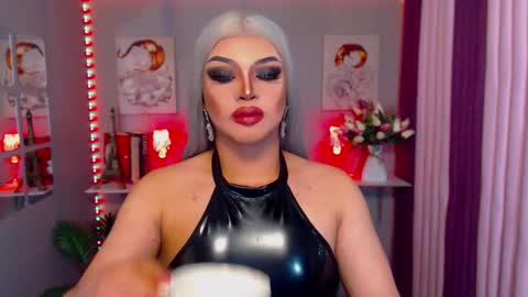 Snapshot of amazingfatcock_ts chatting on January 7, 10:33 am MISS JAZMINE QUEEN OF HELLFIRE online show from January 7, 10:33 am