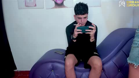 3some HORNY KIMGOOD GIRL LOOKING TO EXPERIENCE ALL KINDS OF SHOW online show from October 5, 8:27 pm