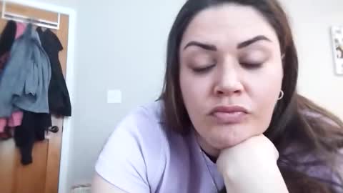 amazonnnnn33 online show from February 2, 4:14 pm