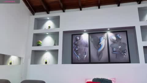 Ambar  online show from February 14, 3:48 pm