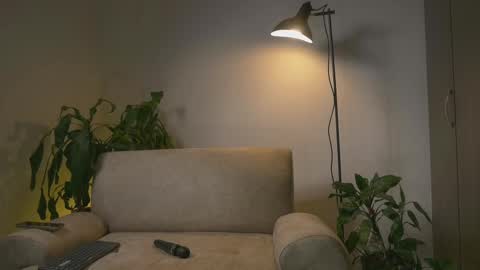 Amber Davis online show from February 18, 11:52 pm