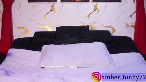     online show from December 14, 9:15 am