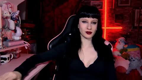 DEMONESS AMBER 666 online show from January 10, 5:24 am