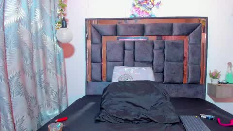 Snapshot of amberbeckeer chatting on September 10, 1:39 am Amber online show from September 10, 1:39 am