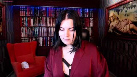 ambergoeshard online show from March 11, 7:39 pm