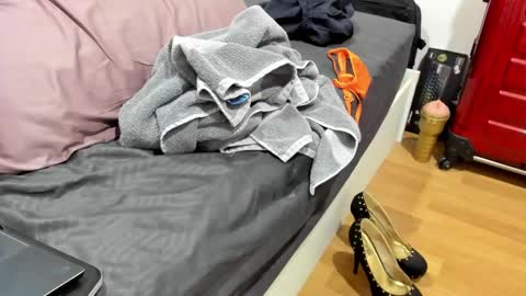 Amber online show from January 19, 4:04 pm