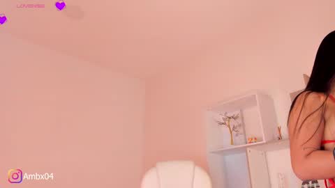 Snapshot of ambermiller04 chatting on September 17, 5:49 pm Amber online show from September 17, 5:49 pm