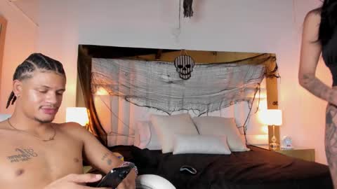 Snapshot of amberr_blue chatting on October 17, 7:29 pm amberr_blue online show from October 17, 7:29 pm