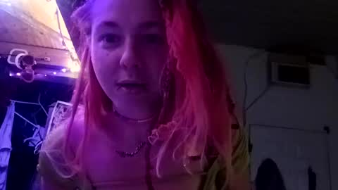 Snapshot of ambionce chatting on September 18, 10:58 pm ambionce online show from September 18, 10:58 pm