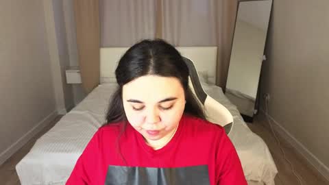 Ameli Watts online show from May 16, 9:28 am