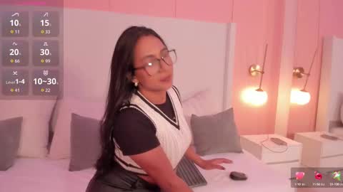Snapshot of amelia_bellee chatting on September 26, 5:54 pm Amelia online show from September 26, 5:54 pm