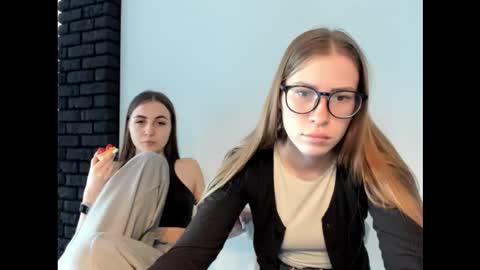 amelia_gold9 online show from September 29, 11:53 am
