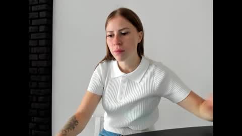 amelia_gold9 online show from September 20, 11:35 am