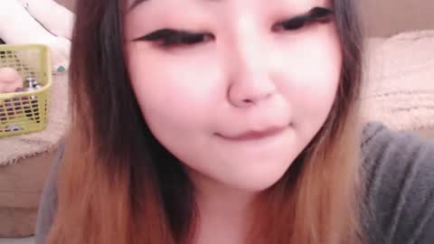 Amelia online show from May 12, 4:05 pm