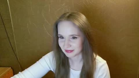Amelia  online show from May 15, 9:11 pm