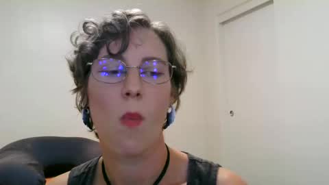 Snapshot of ameliaishka chatting on September 20, 3:42 am Ameliaishka online show from September 20, 3:42 am