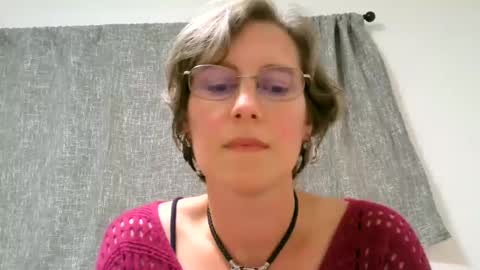 Snapshot of ameliaishka chatting on September 30, 4:01 am Ameliaishka online show from September 30, 4:01 am