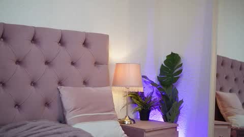  Amelia  online show from January 10, 9:09 pm