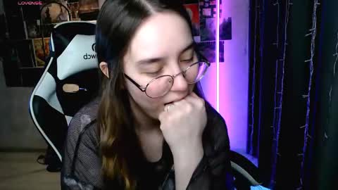 Amelia online show from April 16, 12:27 pm