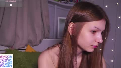 Amelia online show from April 2, 5:15 am