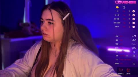 Amelia online show from April 9, 8:20 am