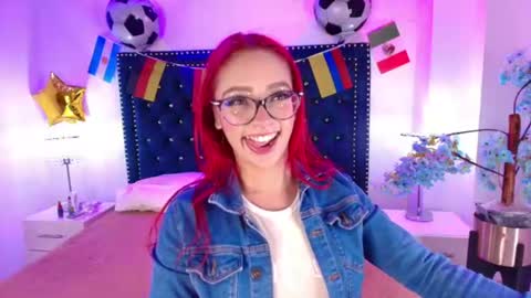 Amelie online show from June 15, 11:13 am