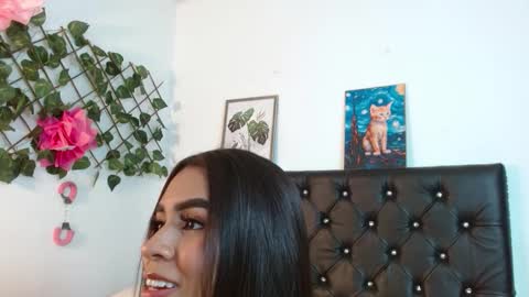 Ameliejoness  online show from March 2, 8:59 pm