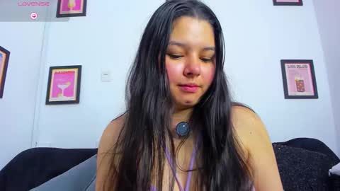 ameliel1 online show from September 30, 10:37 am