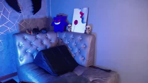 AMELIEROUS .. see you tomorrow  kisses online show from November 20, 3:49 am