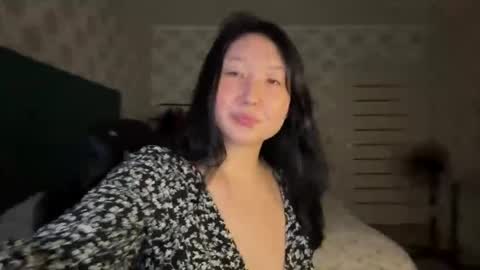 Ameliya online show from June 5, 9:09 pm