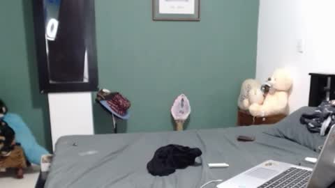 Snapshot of americanbig_dick chatting on October 4, 3:04 am Lucian online show from October 4, 3:04 am