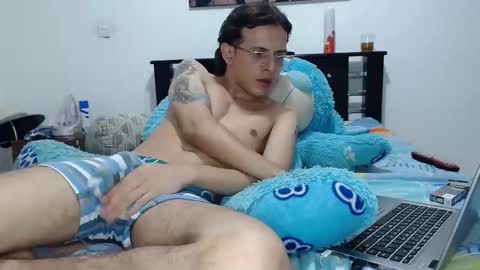 Snapshot of americanbig_dick chatting on February 7, 11:24 pm Lucian online show from February 7, 11:24 pm